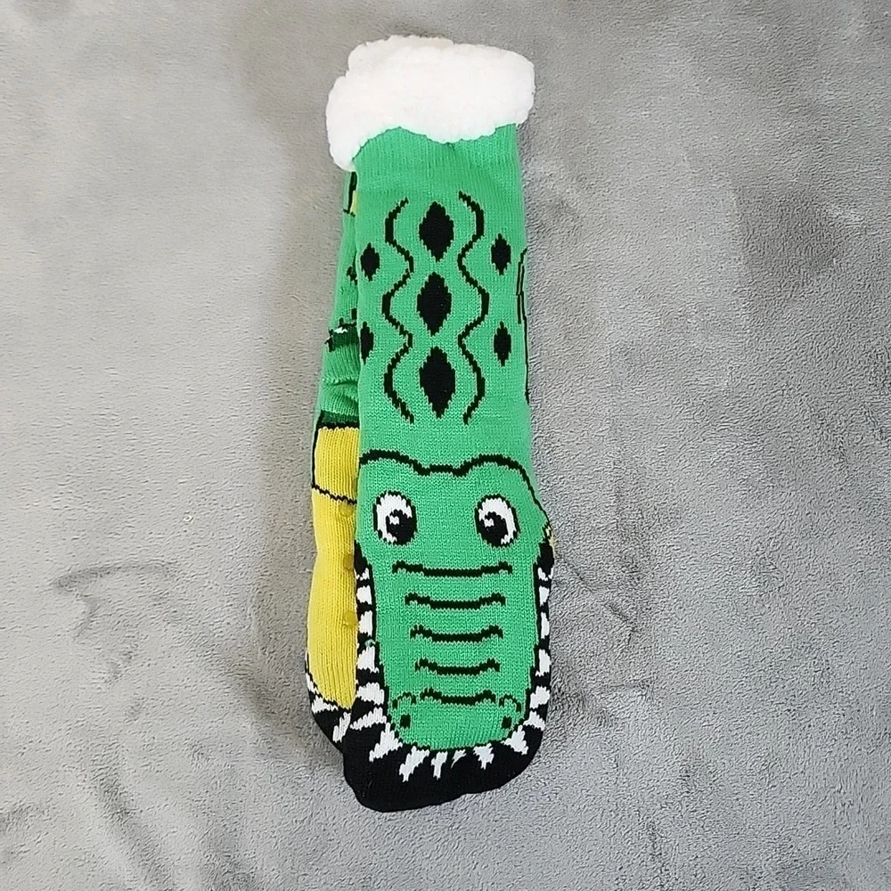 Sweet Home Slipper Socks Mens O/S Green Crocodile Soft Cozy Fleece-Line Winter